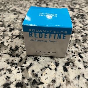 R+F Redefine Lip Renewing Serum